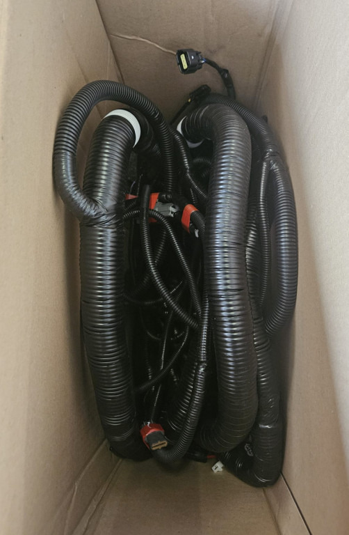 Case KSR13404 - KSR13401 - Cables/ Wire harness for Construction machinery: picture 3 Case KSR13404 - KSR13401 - Cables/ Wire harness for Construction machinery: picture 3
