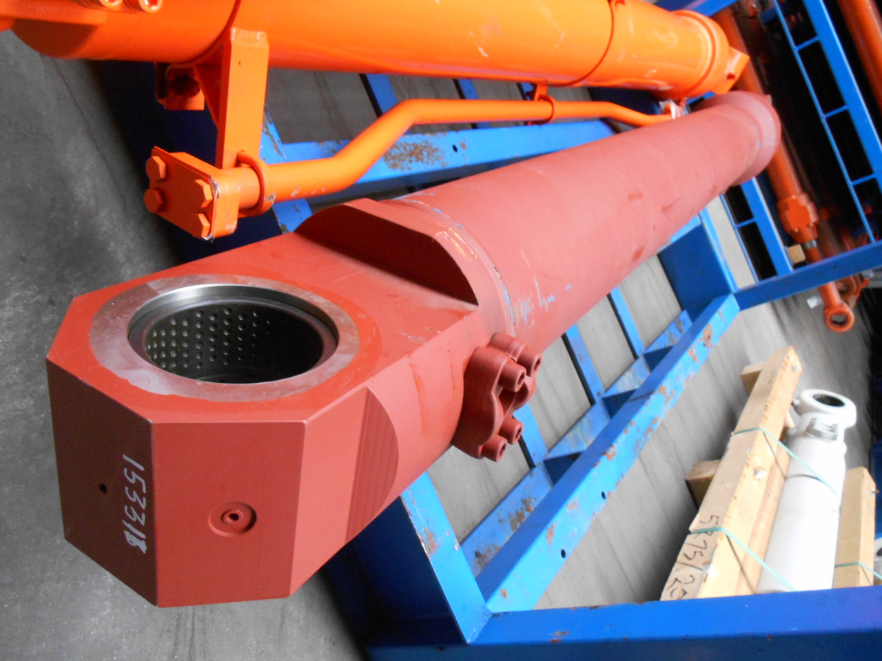 Case KUV0270 - Hydraulic cylinder for Construction machinery: picture 2 Case KUV0270 - Hydraulic cylinder for Construction machinery: picture 2