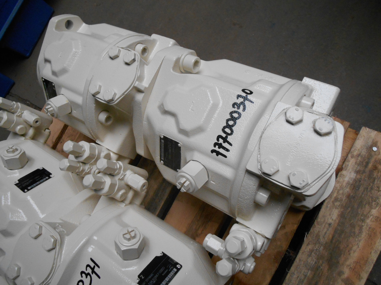 Caterpillar 2274695 - Hydraulic motor for Agricultural machinery: picture 1 Caterpillar 2274695 - Hydraulic motor for Agricultural machinery: picture 1