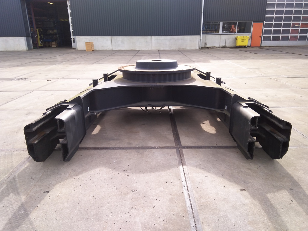 Caterpillar 336F - - Undercarriage parts for Crawler excavator: picture 2 Caterpillar 336F - - Undercarriage parts for Crawler excavator: picture 2
