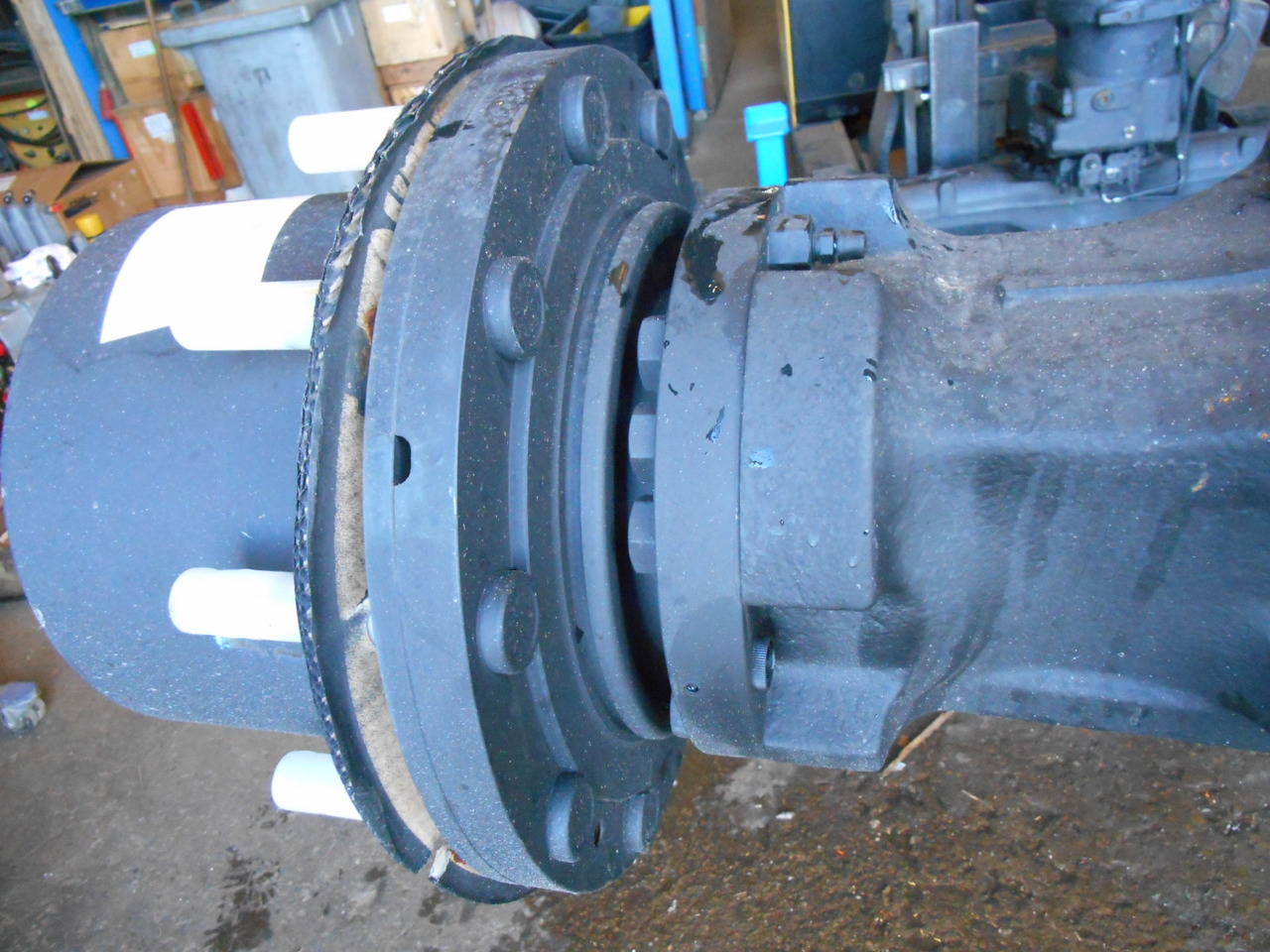 Doosan 22119422A - 4472020049 - Front axle for Construction machinery: picture 3 Doosan 22119422A - 4472020049 - Front axle for Construction machinery: picture 3