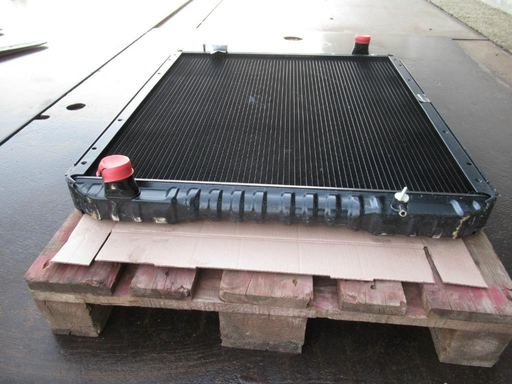 Hitachi 4374647 - 71418842 - Radiator for Construction machinery: picture 4 Hitachi 4374647 - 71418842 - Radiator for Construction machinery: picture 4