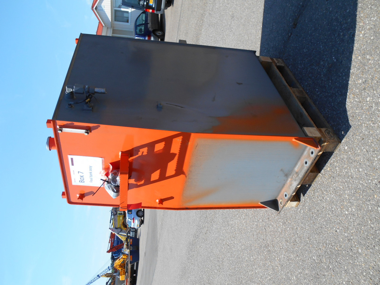 Hitachi EX1200-6 - 9278777 - Fuel tank for Construction machinery: picture 4 Hitachi EX1200-6 - 9278777 - Fuel tank for Construction machinery: picture 4