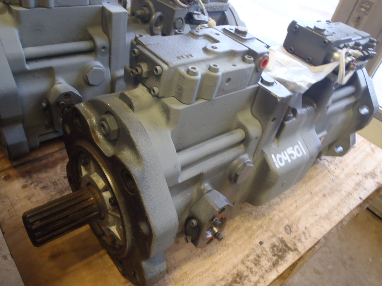 Kawasaki K3V180DTH19TR-OE11 - 4643505 - Hydraulic pump for Construction machinery: picture 2 Kawasaki K3V180DTH19TR-OE11 - 4643505 - Hydraulic pump for Construction machinery: picture 2