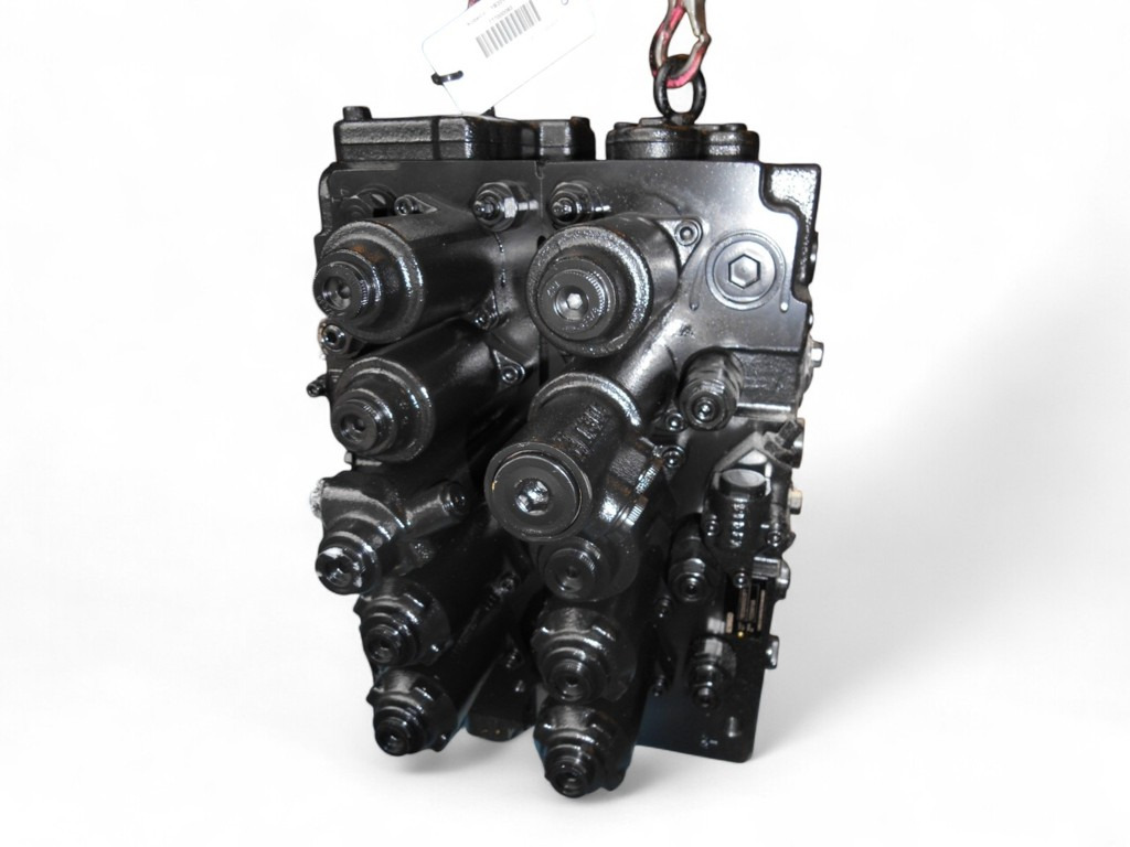Kobelco YB30V00025F1 - Hydraulic valve for Construction machinery: picture 3 Kobelco YB30V00025F1 - Hydraulic valve for Construction machinery: picture 3
