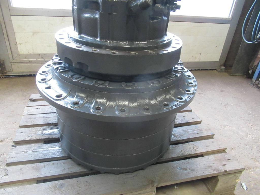 Komatsu PC400LC-5 - 208-27-00104 - Final drive for Construction machinery: picture 1 Komatsu PC400LC-5 - 208-27-00104 - Final drive for Construction machinery: picture 1