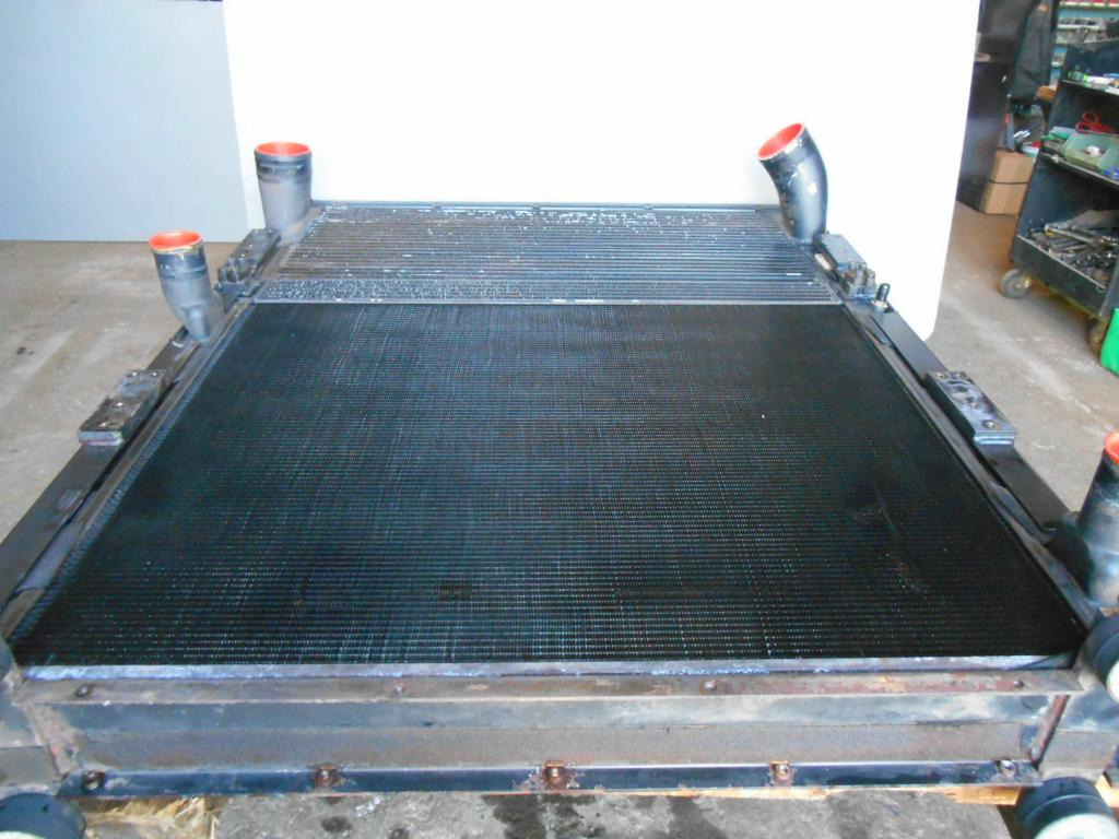 Liebherr R954C EW - - Radiator for Construction machinery: picture 5 Liebherr R954C EW - - Radiator for Construction machinery: picture 5