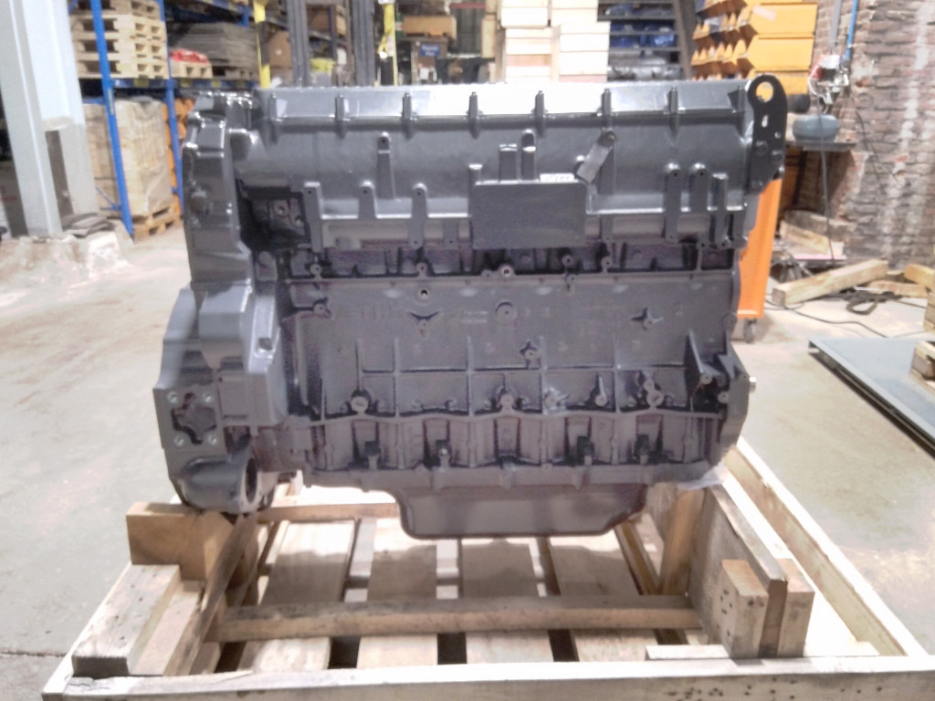 New Holland 5802336688SR - F2CFE614A.AC - Engine for Agricultural machinery: picture 3 New Holland 5802336688SR - F2CFE614A.AC - Engine for Agricultural machinery: picture 3