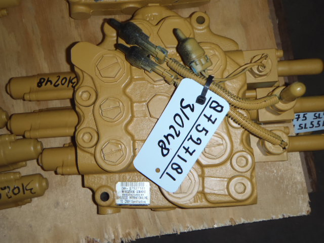 New Holland 87527181 - Hydraulic valve for Construction machinery: picture 1 New Holland 87527181 - Hydraulic valve for Construction machinery: picture 1