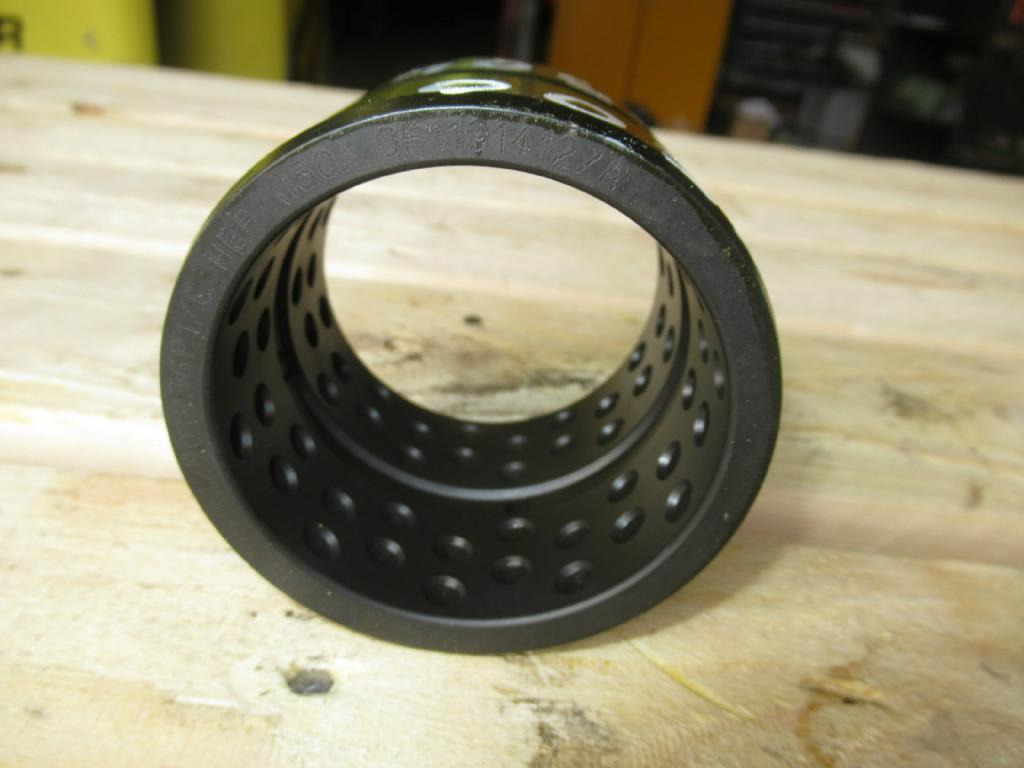 New Holland YN12B01836P1 - YN12B01614P1 - Piston/ Ring/ Bushing for Construction machinery: picture 2 New Holland YN12B01836P1 - YN12B01614P1 - Piston/ Ring/ Bushing for Construction machinery: picture 2