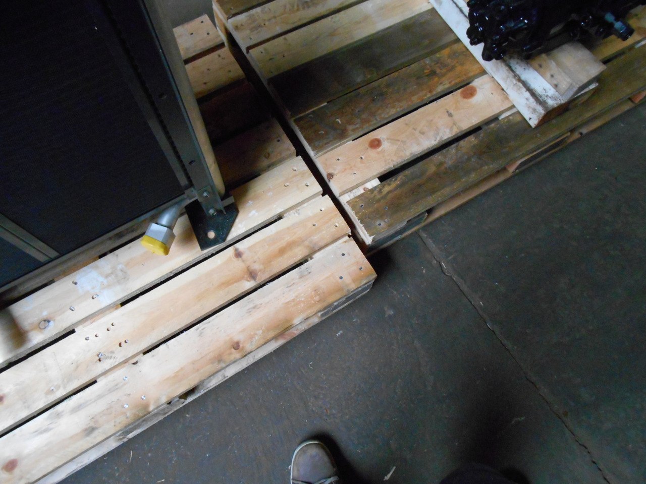 New Holland YY05P00004F1 - SK135SR ED150 SK115SRDZ SK135SRL-1E SK135SRLC - Radiator for Construction machinery: picture 1 New Holland YY05P00004F1 - SK135SR ED150 SK115SRDZ SK135SRL-1E SK135SRLC - Radiator for Construction machinery: picture 1