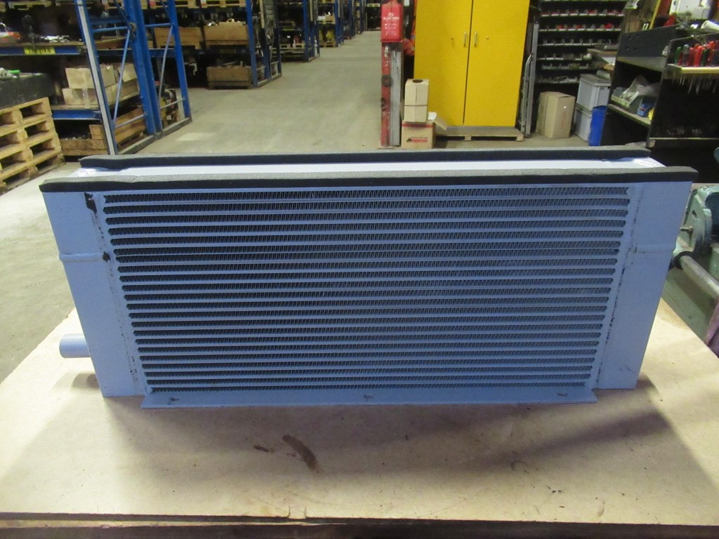 Nissens 658803 - - Oil cooler for Construction machinery: picture 1 Nissens 658803 - - Oil cooler for Construction machinery: picture 1