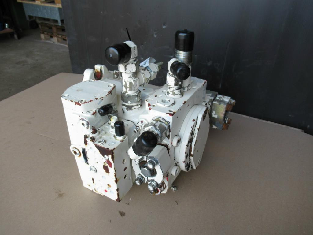 O&K 2712751 - - Hydraulic pump for Construction machinery: picture 1 O&K 2712751 - - Hydraulic pump for Construction machinery: picture 1
