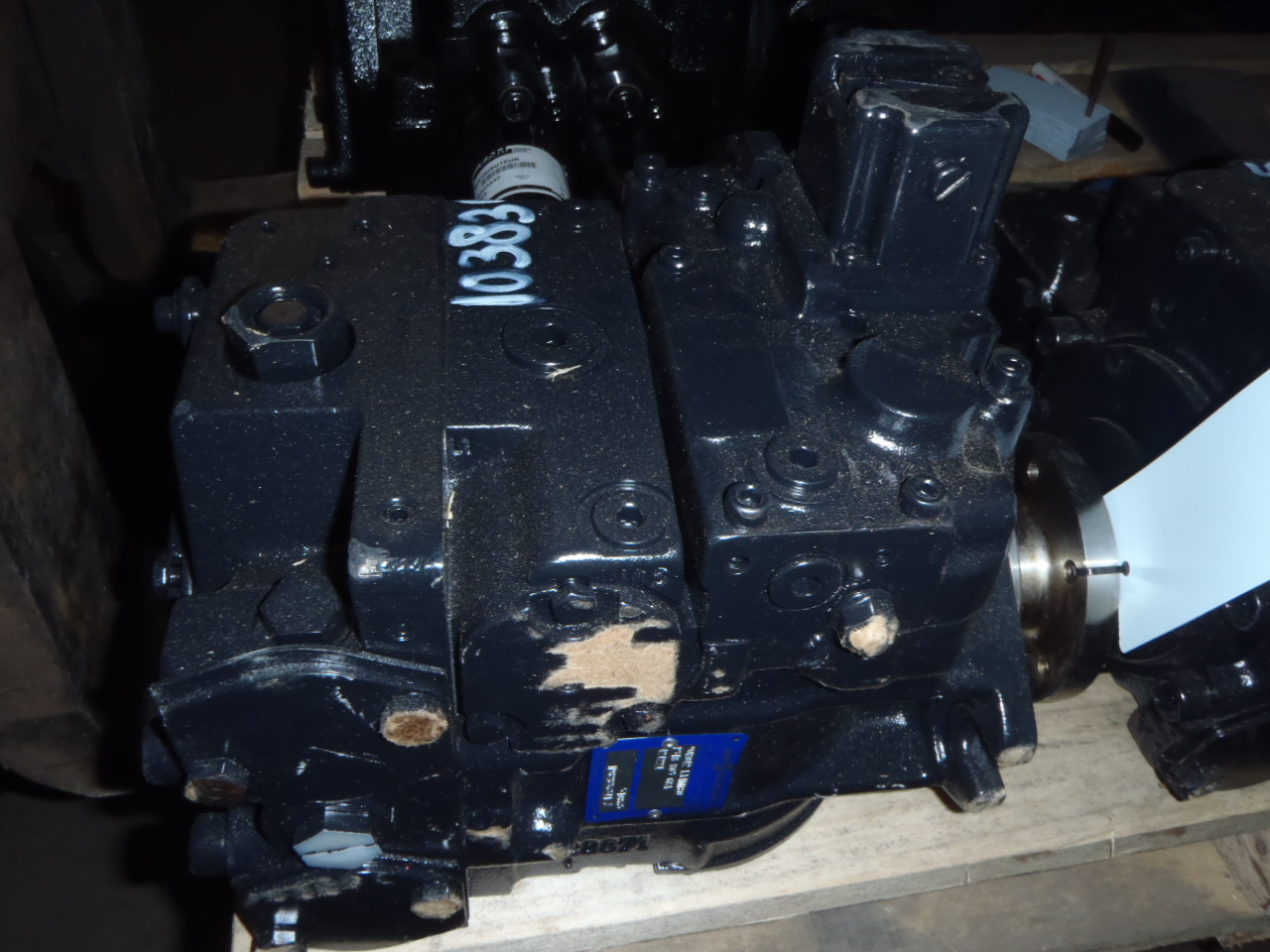 Sauer Sundstrand 90R042 KA1NN80 - - Hydraulic pump for Construction machinery: picture 1 Sauer Sundstrand 90R042 KA1NN80 - - Hydraulic pump for Construction machinery: picture 1