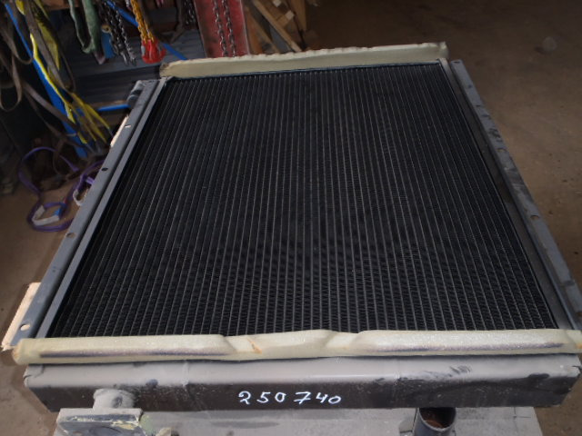 Tokyo P597410001 - - Oil cooler for Construction machinery: picture 1 Tokyo P597410001 - - Oil cooler for Construction machinery: picture 1