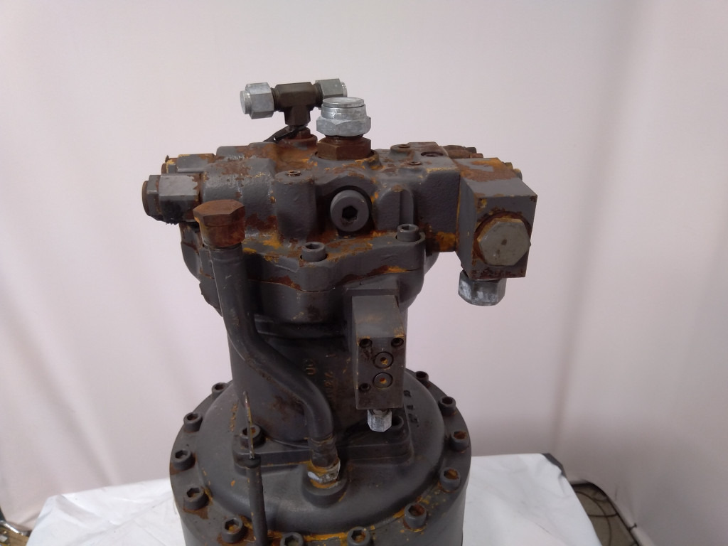 Volvo SA823031780 - Swing motor for Construction machinery: picture 4 Volvo SA823031780 - Swing motor for Construction machinery: picture 4