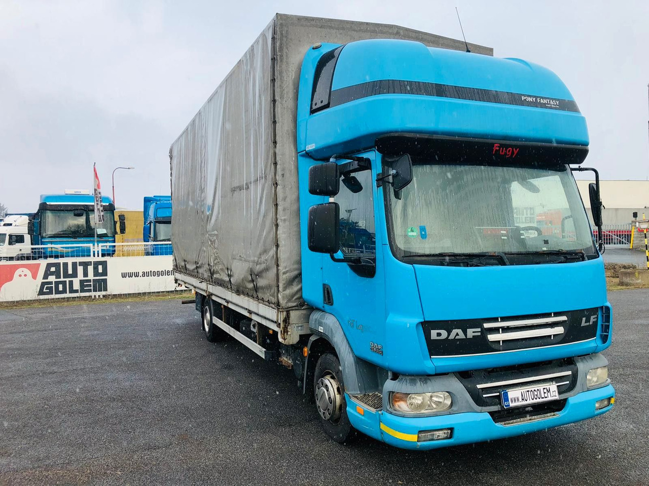 DAF LA LF45.220 G12 - Curtainsider truck: picture 2 DAF LA LF45.220 G12 - Curtainsider truck: picture 2