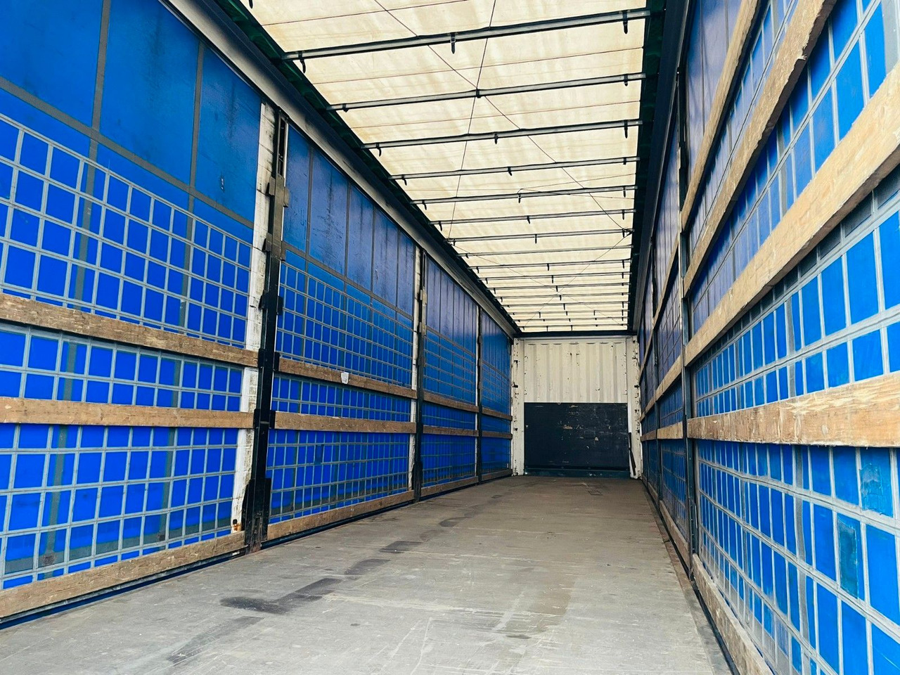 Curtainsider semi-trailer Krone SD MEGA LINER: picture 10