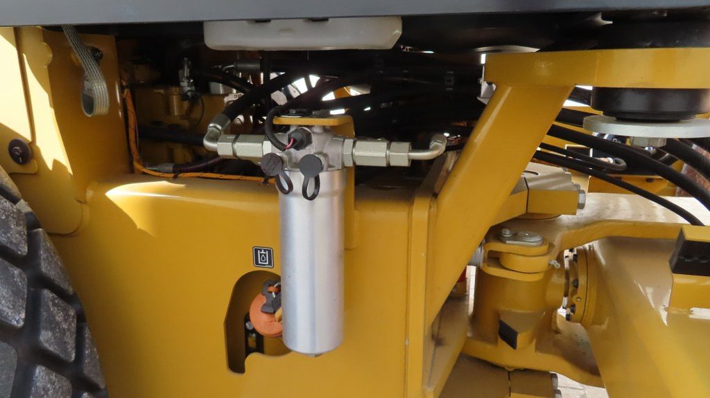 Compactor Caterpillar CS13: picture 15