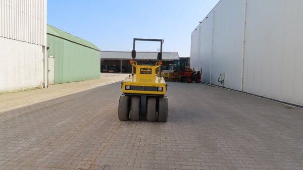 Pneumatic roller Sakai TS 160: picture 7