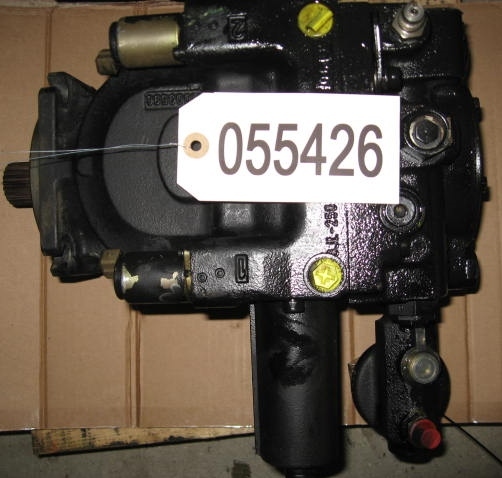 Mertlo Nr. 055426 Hydrostatpumpe Sauer-Danfoss Model: 520971 Model code: 90R075F - Hydraulic pump for Telescopic handler: picture 1 Mertlo Nr. 055426 Hydrostatpumpe Sauer-Danfoss Model: 520971 Model code: 90R075F - Hydraulic pump for Telescopic handler: picture 1