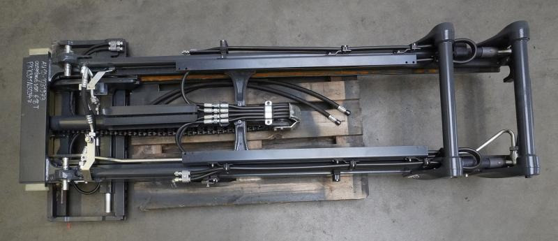 LINDE Hubgerüst - Attachment for Material handling equipment: picture 3 LINDE Hubgerüst - Attachment for Material handling equipment: picture 3