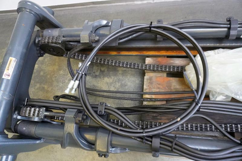 LINDE Hubgerüst - Attachment for Material handling equipment: picture 4 LINDE Hubgerüst - Attachment for Material handling equipment: picture 4