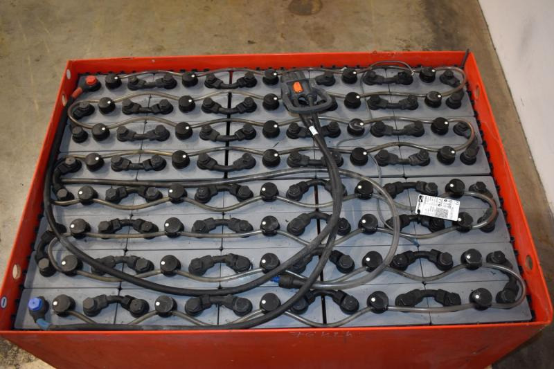 GRUMA 80 Volt 4 PzS 500 Ah - Battery: picture 3 GRUMA 80 Volt 4 PzS 500 Ah - Battery: picture 3