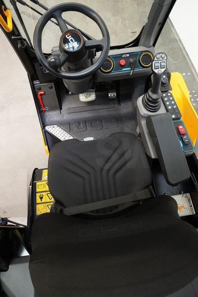 Jcb TLT35-22E - Telescopic handler: picture 3 Jcb TLT35-22E - Telescopic handler: picture 3