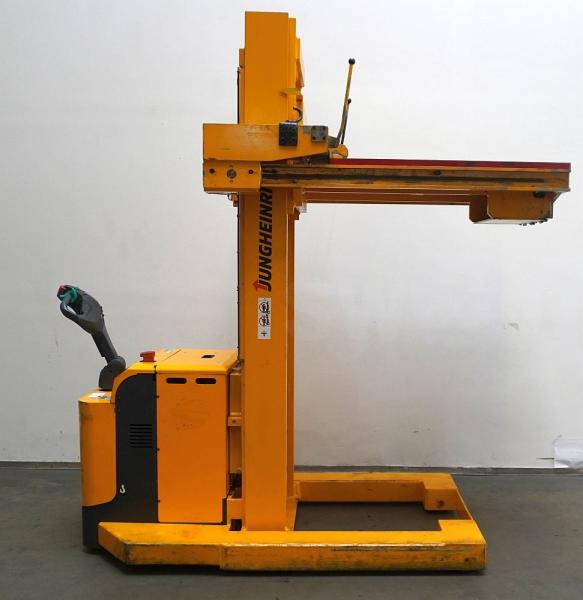 Jungheinrich EJB 335 - Stacker: picture 3 Jungheinrich EJB 335 - Stacker: picture 3