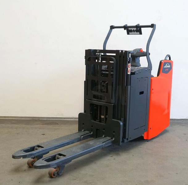 Linde D 10 FP 1163 - Stacker: picture 2 Linde D 10 FP 1163 - Stacker: picture 2
