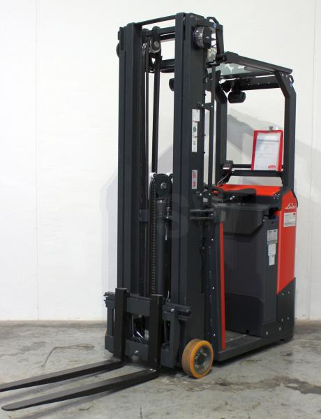 Linde E 10 8917 - Electric forklift: picture 2 Linde E 10 8917 - Electric forklift: picture 2