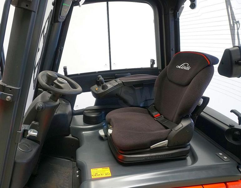 Linde E 16 EVO 386-02 - Electric forklift: picture 4 Linde E 16 EVO 386-02 - Electric forklift: picture 4