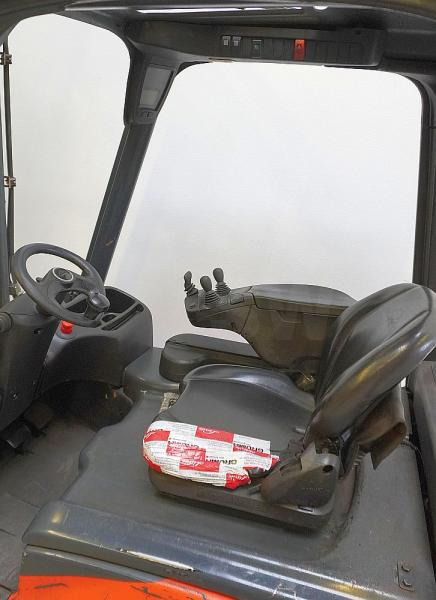 Linde E 18 EVO 386-02 - Electric forklift: picture 3 Linde E 18 EVO 386-02 - Electric forklift: picture 3