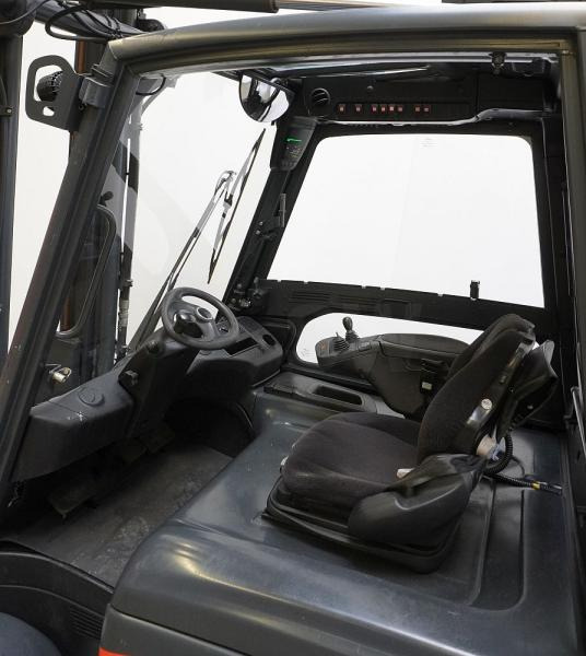 Linde E 45/600 H 388 - Electric forklift: picture 3 Linde E 45/600 H 388 - Electric forklift: picture 3
