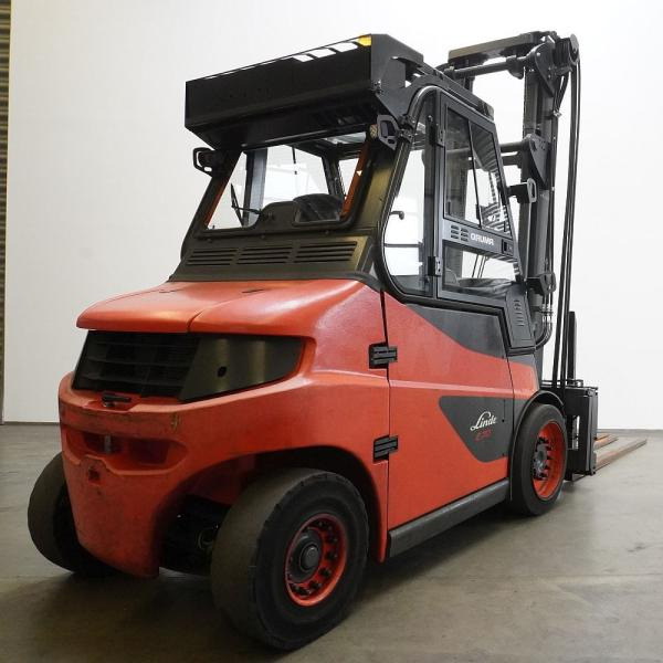 Linde E 70 1279 - Electric forklift: picture 2 Linde E 70 1279 - Electric forklift: picture 2