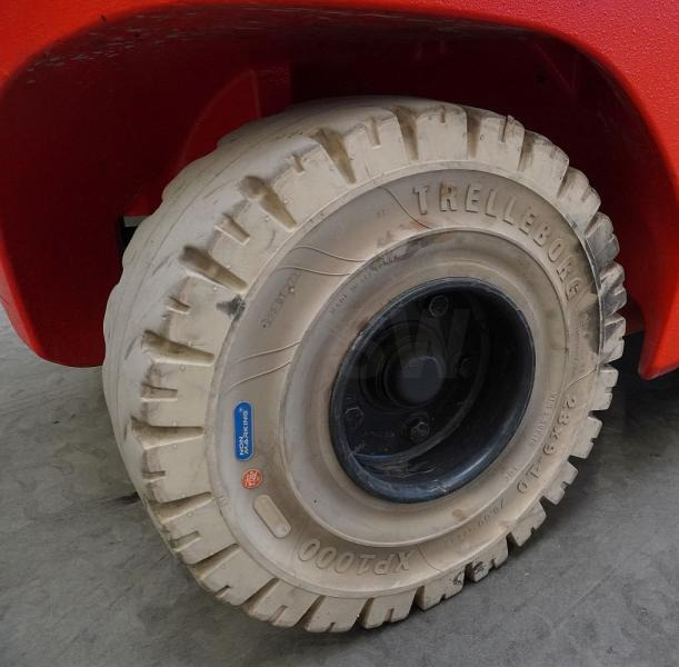 LPG forklift Linde H 35 T 1202-01: picture 7