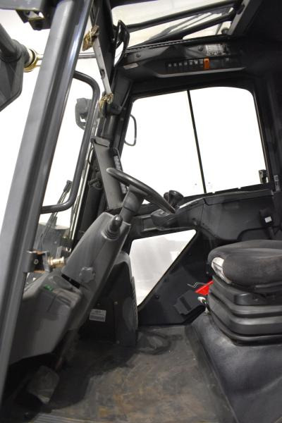 Linde H 35 T EVO 393-02 - LPG forklift: picture 3 Linde H 35 T EVO 393-02 - LPG forklift: picture 3
