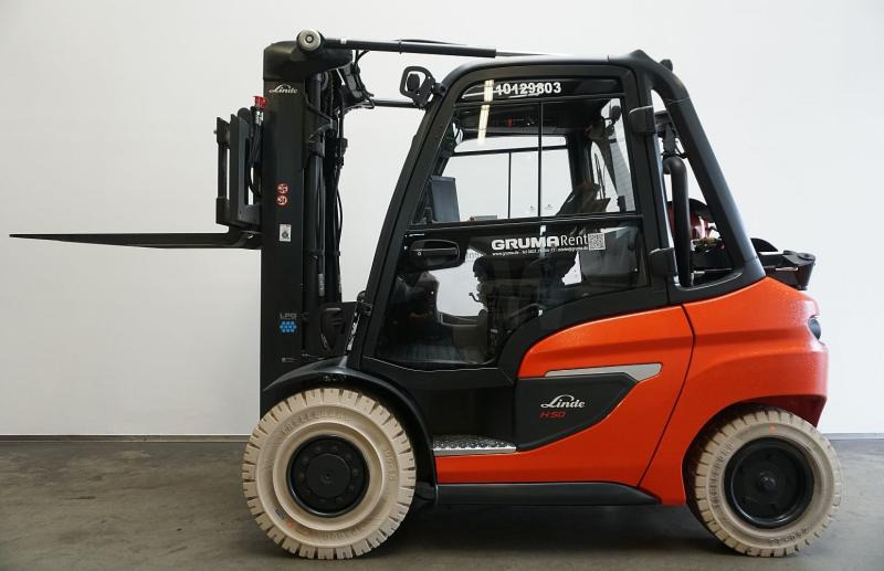 Linde H 50 T 1204-01 - LPG forklift: picture 4 Linde H 50 T 1204-01 - LPG forklift: picture 4