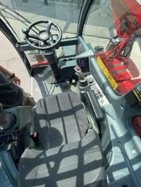 Magni RTH 5.18 S - Telescopic handler: picture 3 Magni RTH 5.18 S - Telescopic handler: picture 3