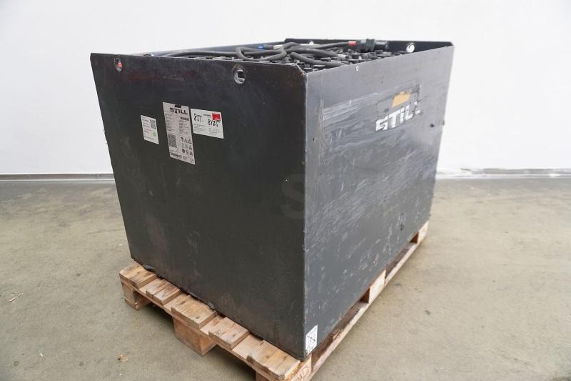 TRIATHLON 80 Volt 5 PzS 775 Ah - Battery: picture 1 TRIATHLON 80 Volt 5 PzS 775 Ah - Battery: picture 1