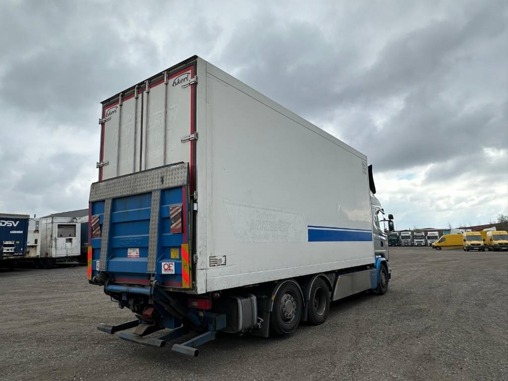 Scania R490LB6X2*4MNB serie 0098 - Refrigerator truck: picture 4 Scania R490LB6X2*4MNB serie 0098 - Refrigerator truck: picture 4