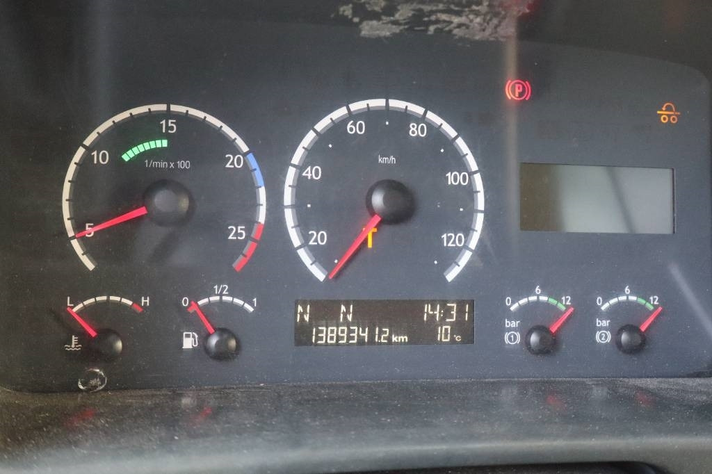 Scania R420LA6X2MNB serie 8047 - Tractor unit: picture 5 Scania R420LA6X2MNB serie 8047 - Tractor unit: picture 5