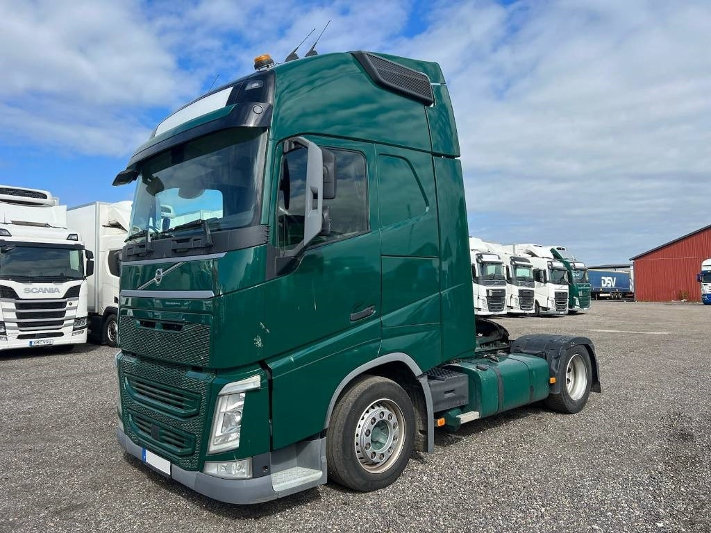 Volvo FH510 4X2 serie 8337 - Tractor unit: picture 1 Volvo FH510 4X2 serie 8337 - Tractor unit: picture 1