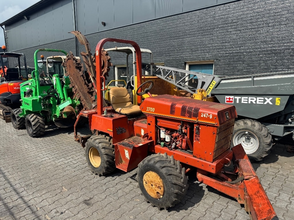 Trencher Ditch Witch 3700 DD: picture 21