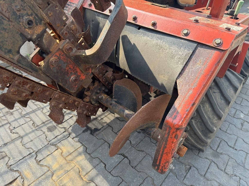 Trencher Ditch Witch 3700 DD: picture 15