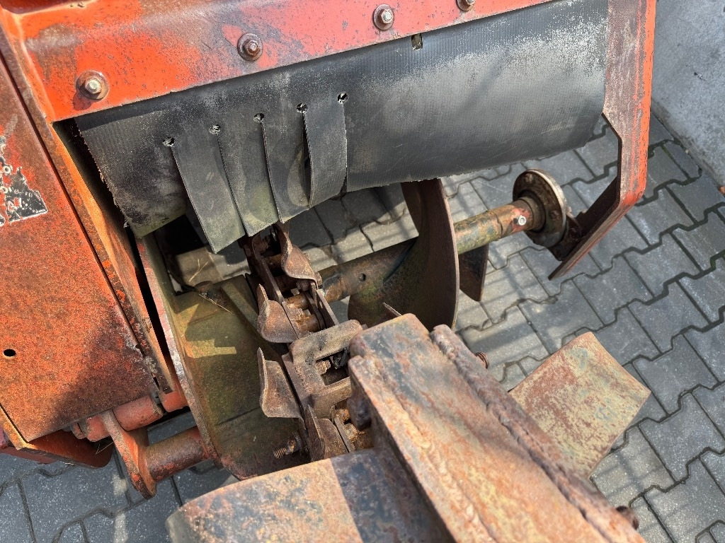 Trencher Ditch Witch 3700 DD: picture 12