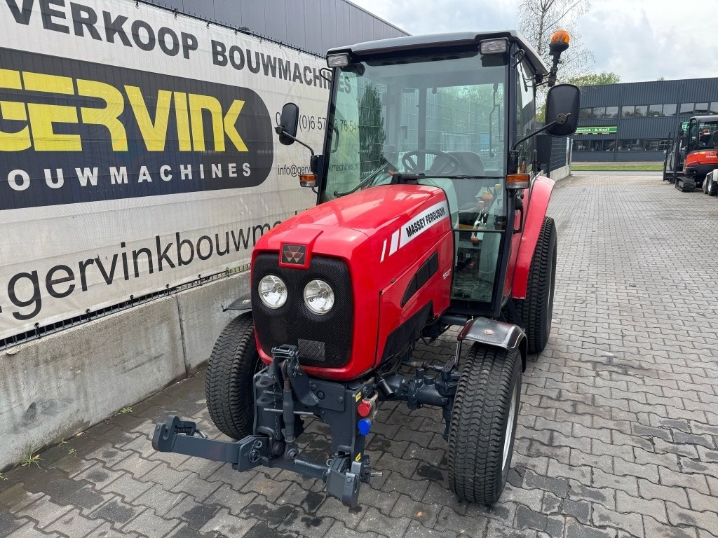 Massey Ferguson 1547 - Farm tractor: picture 2 Massey Ferguson 1547 - Farm tractor: picture 2