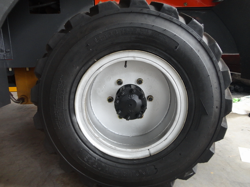 QINGDAO PROMISING China Wheel Loader Tire 12-16.5-12PR - Tire for Wheel loader: picture 2 QINGDAO PROMISING China Wheel Loader Tire 12-16.5-12PR - Tire for Wheel loader: picture 2