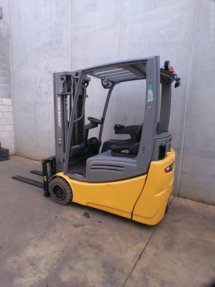 Jungheinrich EFG 218k 440DZ Li-Ion - Electric forklift: picture 4 Jungheinrich EFG 218k 440DZ Li-Ion - Electric forklift: picture 4